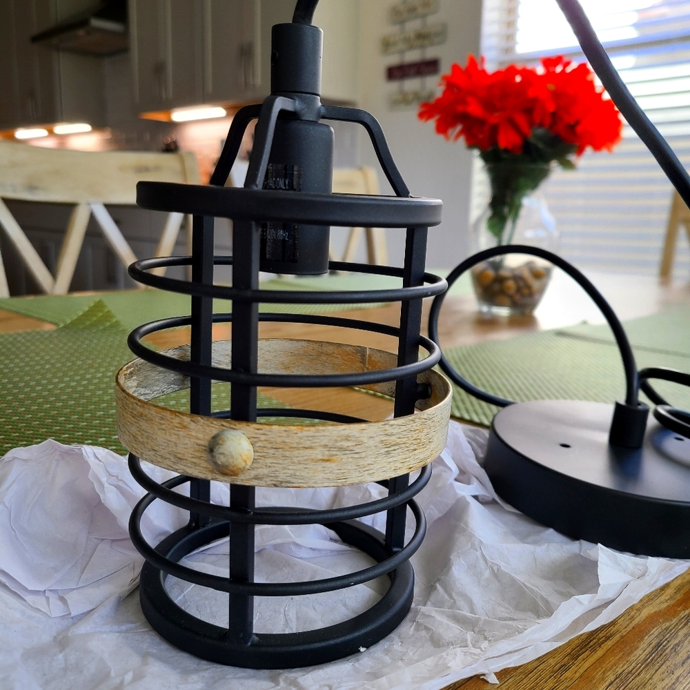Pendant lights